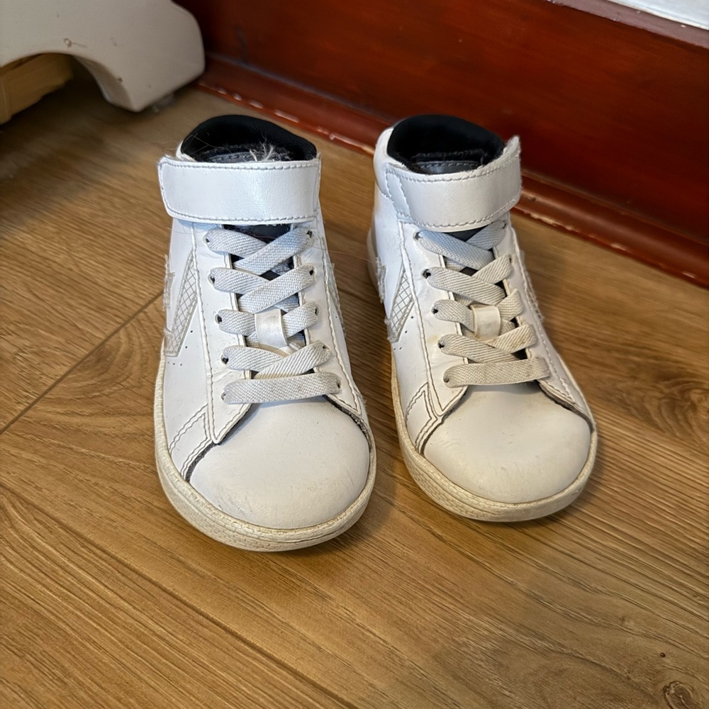 Converse all stars